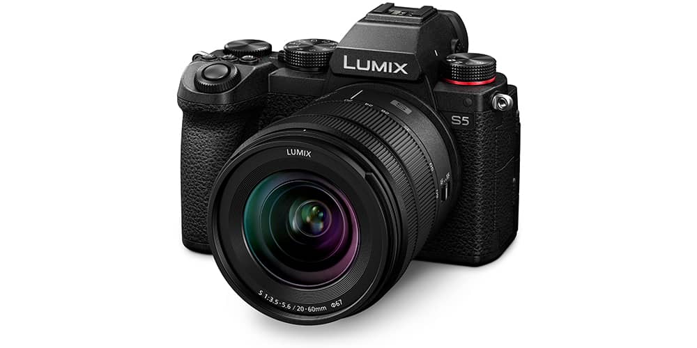 Panaosonic LUMIX S5 body with 20-60mm kit lens